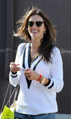 Alessandra Ambrosio pic #715827