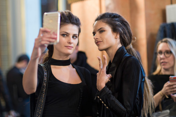 Alessandra Ambrosio pic #890458