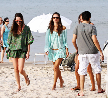 Alessandra Ambrosio pic #595544