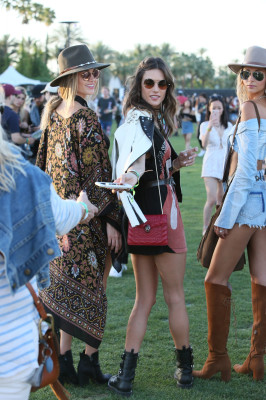 Alessandra Ambrosio pic #956503