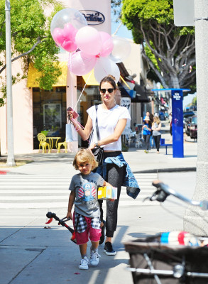 Alessandra Ambrosio pic #892070