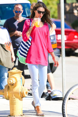 Alessandra Ambrosio pic #613471