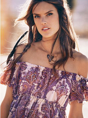 Alessandra Ambrosio pic #707759
