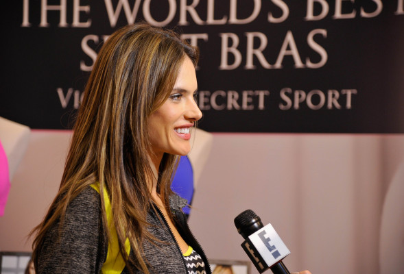 Alessandra Ambrosio pic #676693