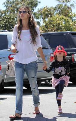 Alessandra Ambrosio pic #627270