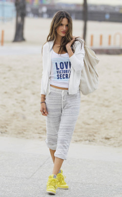 Alessandra Ambrosio pic #613330