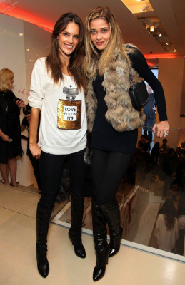 Alessandra Ambrosio pic #607374