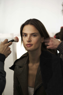 Alessandra Ambrosio pic #596929