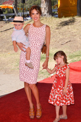 Alessandra Ambrosio pic #671786