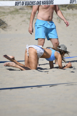 Alessandra Ambrosio - Los Angeles | June 05, 2021