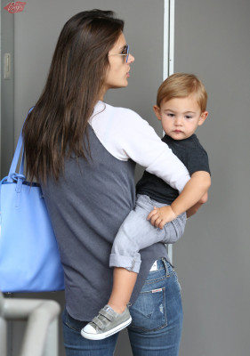 Alessandra Ambrosio pic #704904