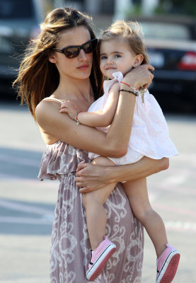 Alessandra Ambrosio pic #330526