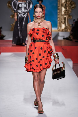 Alesya Kafelnikova - Moschino Spring/Summer 2020 Fashion Show in Milan