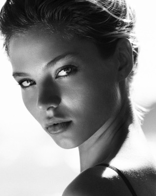 Alesya Kafelnikova pic #1191341