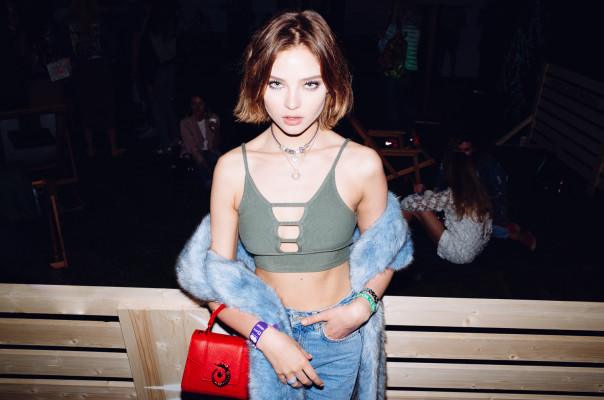 Alesya Kafelnikova pic #991066