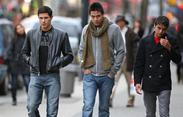Alex Meraz pic #202516