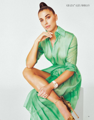 ALEX MORGAN in Grazia Magazine, Italy October 2019