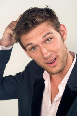 Alex Pettyfer pic #661869