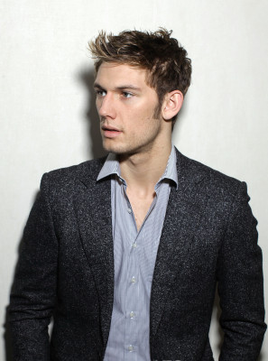 photo 6 in Alex Pettyfer gallery [id358827] 2011-02-15 00:00:00