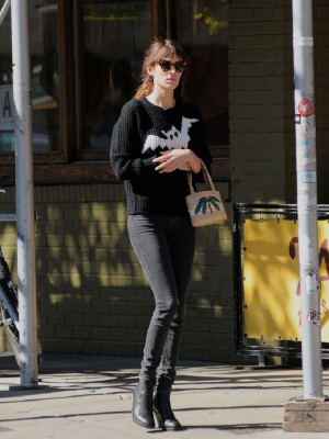 Alexa Chung pic #564203
