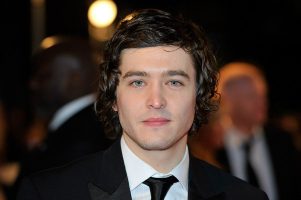 Alexander Vlahos pic #651897