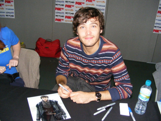 photo 7 in Alexander Vlahos gallery [id670417] 2013-10-18 00:00:00