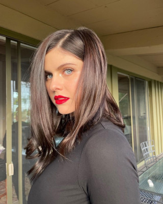 Alexandra Daddario - InStyle New &amp;amp; Next Issue Dinner Party in LA 05/10/2023