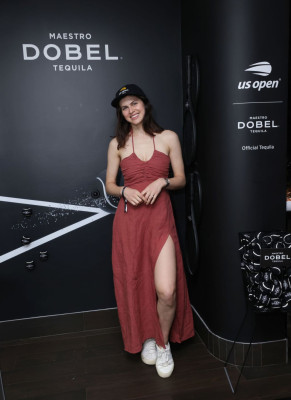 Alexandra Daddario – US Open with Maestro Dobel Tequila in New York