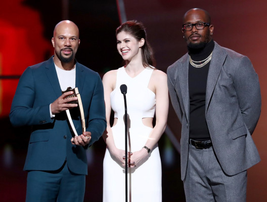 Alexandra Daddario-6th Annual NFL Honors