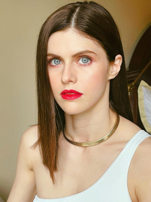 Alexandra Daddario 