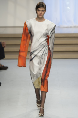 Alexandra Micu - Jil Sander Spring/Summer 2017 Fashion Show in Milan
