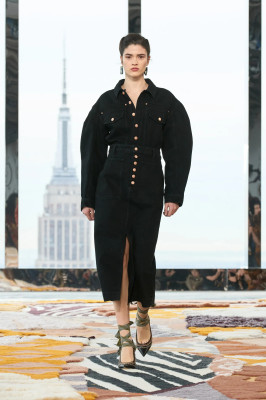Alexandra Micu - Ulla Johnson Fall/Winter 2023 Fashion Show in New York