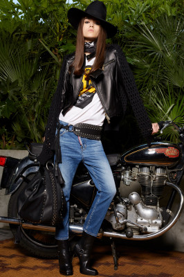 Alexandra Micu - Dsquared2 Resort 2020 Collection