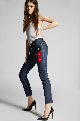 Alexandra Micu - DSquared2