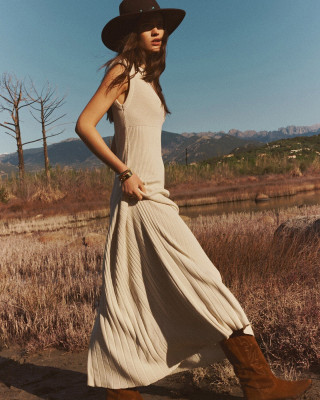 Alexandra Micu for Ba&amp;amp;sh precollection 2024