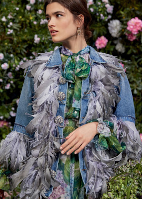 Alexandra Micu for Dolce &amp;amp; Gabbana Ortensia 2017-2018 Collection