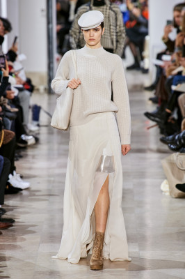 Alexandra Micu - Akris Autumn/Winter 2020 Fashion Show in Paris 