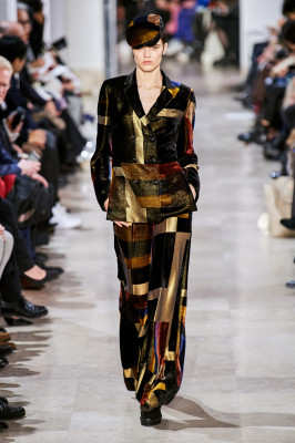 Alexandra Micu - Akris Autumn/Winter 2020 Fashion Show in Paris 