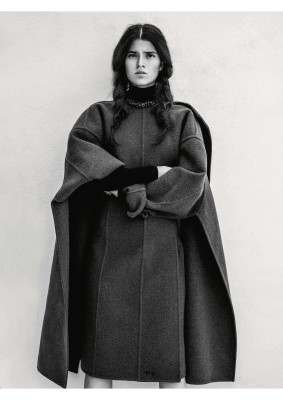 Alexandra Micu for Elle IT 260924 by  François Rotger