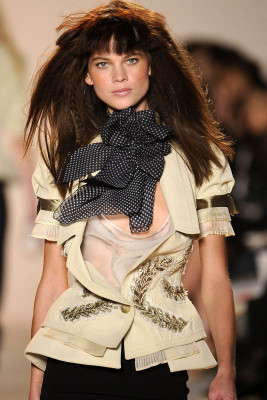 Alexandra Tomlinson pic #275929