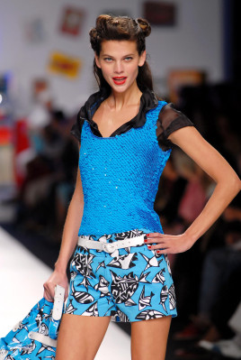 Alexandra Tomlinson pic #139622