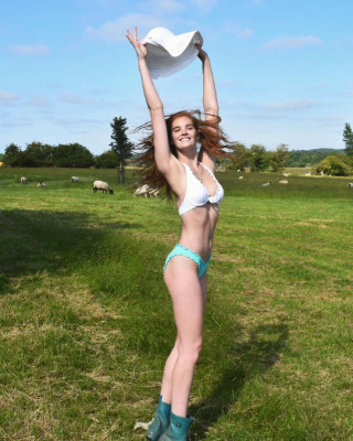 Alexina Graham pic #1192458