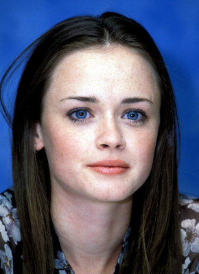 photo 27 in Alexis Bledel gallery [id200566] 2009-10-29 00:00:00