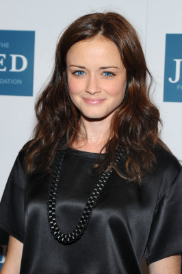 photo 11 in Alexis Bledel gallery [id274008] 2010-06-23 00:00:00