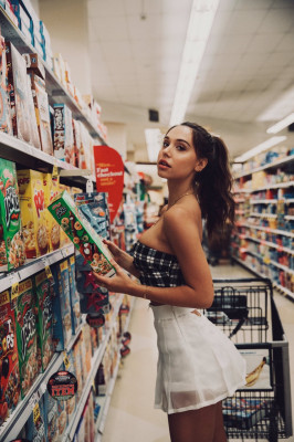 Alexis Ren pic #1027812
