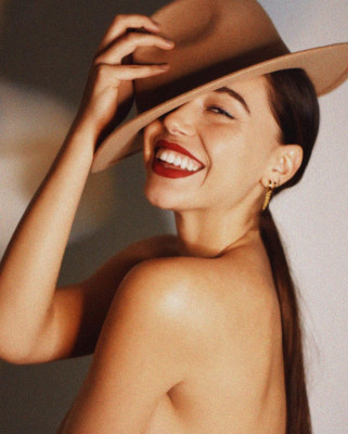 Alexis Ren – December 2019 Photoshoot