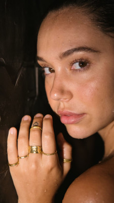 ALEXIS REN for Alexis Ren x Myst Mmxx, May 2020