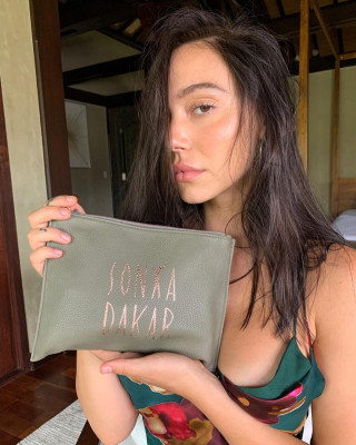 ALEXIS REN for Sonya Dakar x Alexis Ren Anniversary Beauty Capsule, 2020