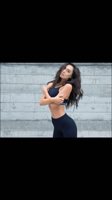 Alexis Ren pic #1129247