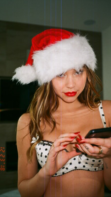 Alexis Ren pic #1129288